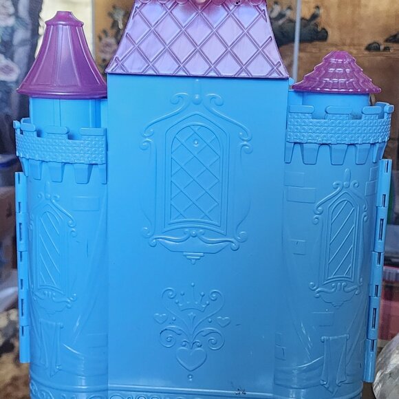 Disney Princess Fold & Go Castle Playset with Bed & Chair – Portable Carry Along - Picture 6 of 6